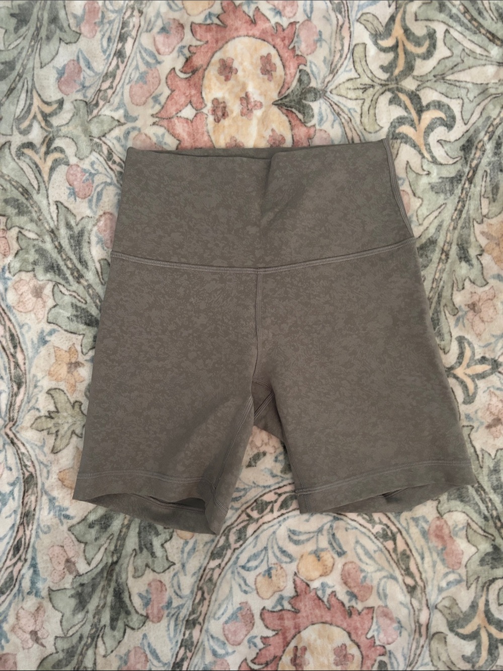 Lululemon Bike short